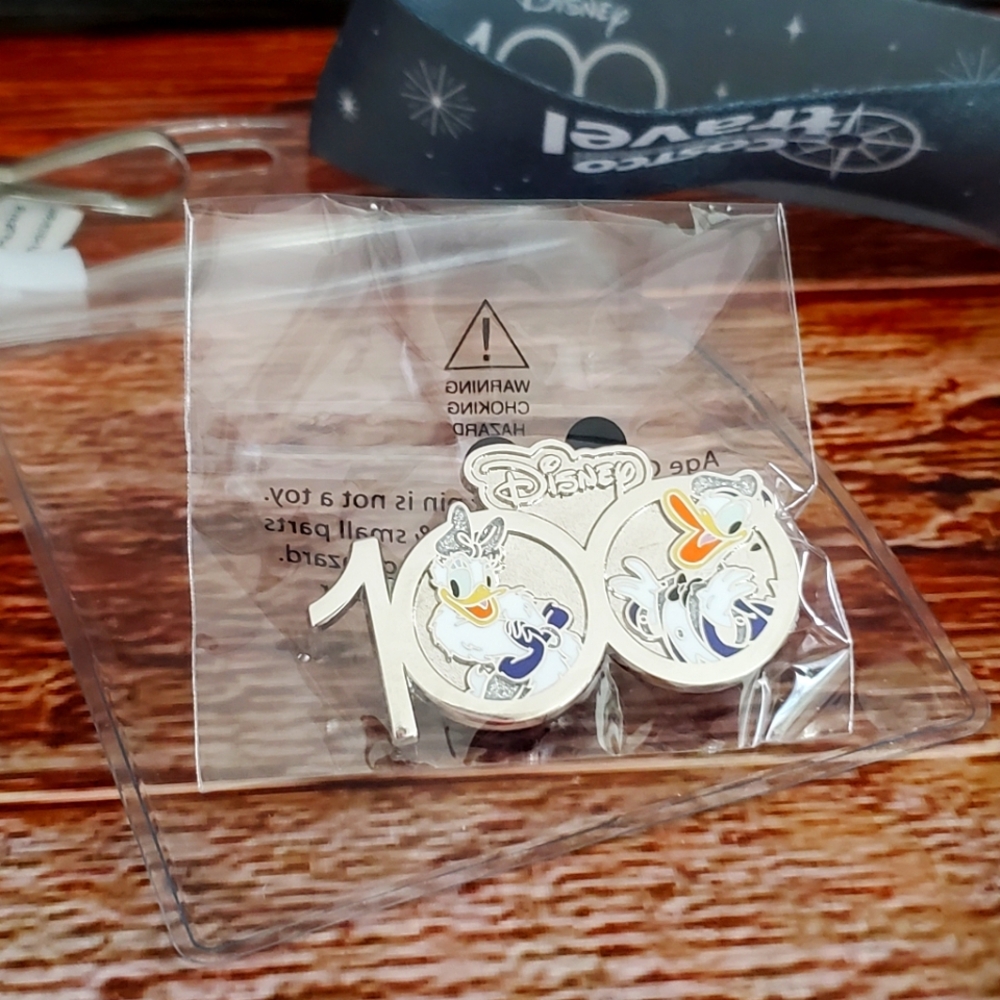 Donald & Daisy Duck 2023 Disney 100th Anniversary Costco Travel Disney Pin NWT